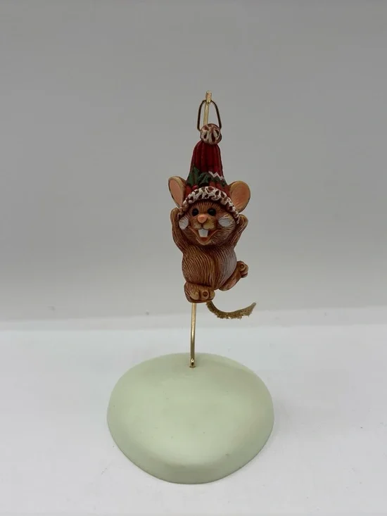 Hallmark Keepsake 1985 Vintage Merry Mouse Handcrafted Ornament - Picture 1 of 12